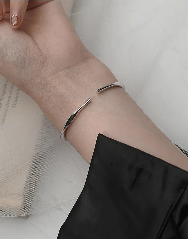 Pulsera gruesa de plata 925 ajustable de forma irregular