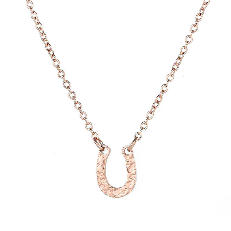 Collar de herradura Lamia