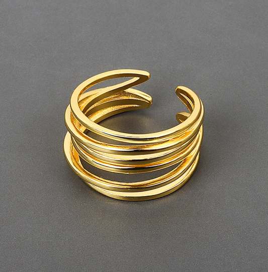 Anillo bosque chapado en oro de 18 quilates